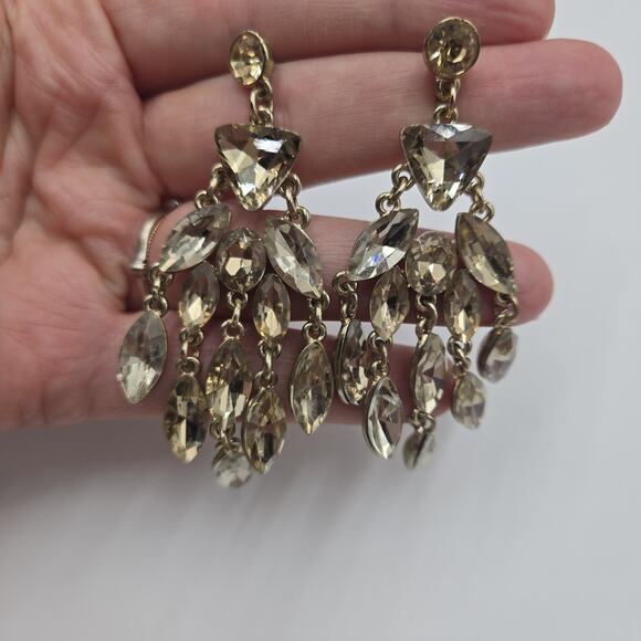 Bling Light Citrine Yellow Colored Glass Rhinestone Chandelier Earrings Glam - Picture 1 of 4
